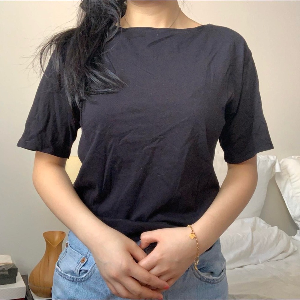 Gap Basic Black T-Shirt